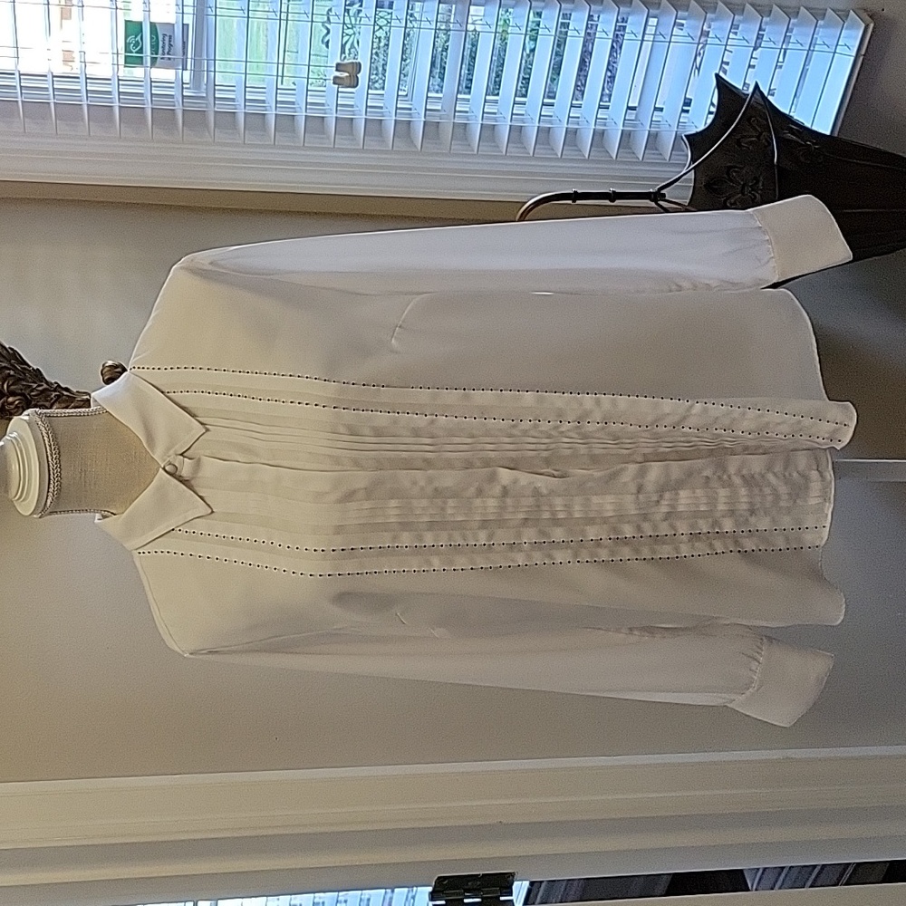 White House Black Market White blouse black bead trim pleated front long 14 EUC…